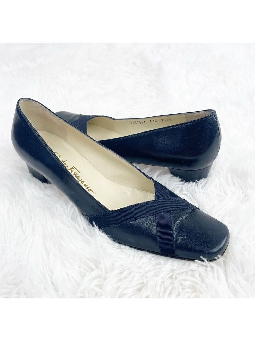 Vintage Salvatore Ferragamo Boutique Ribbon Square Toe Leather Heels